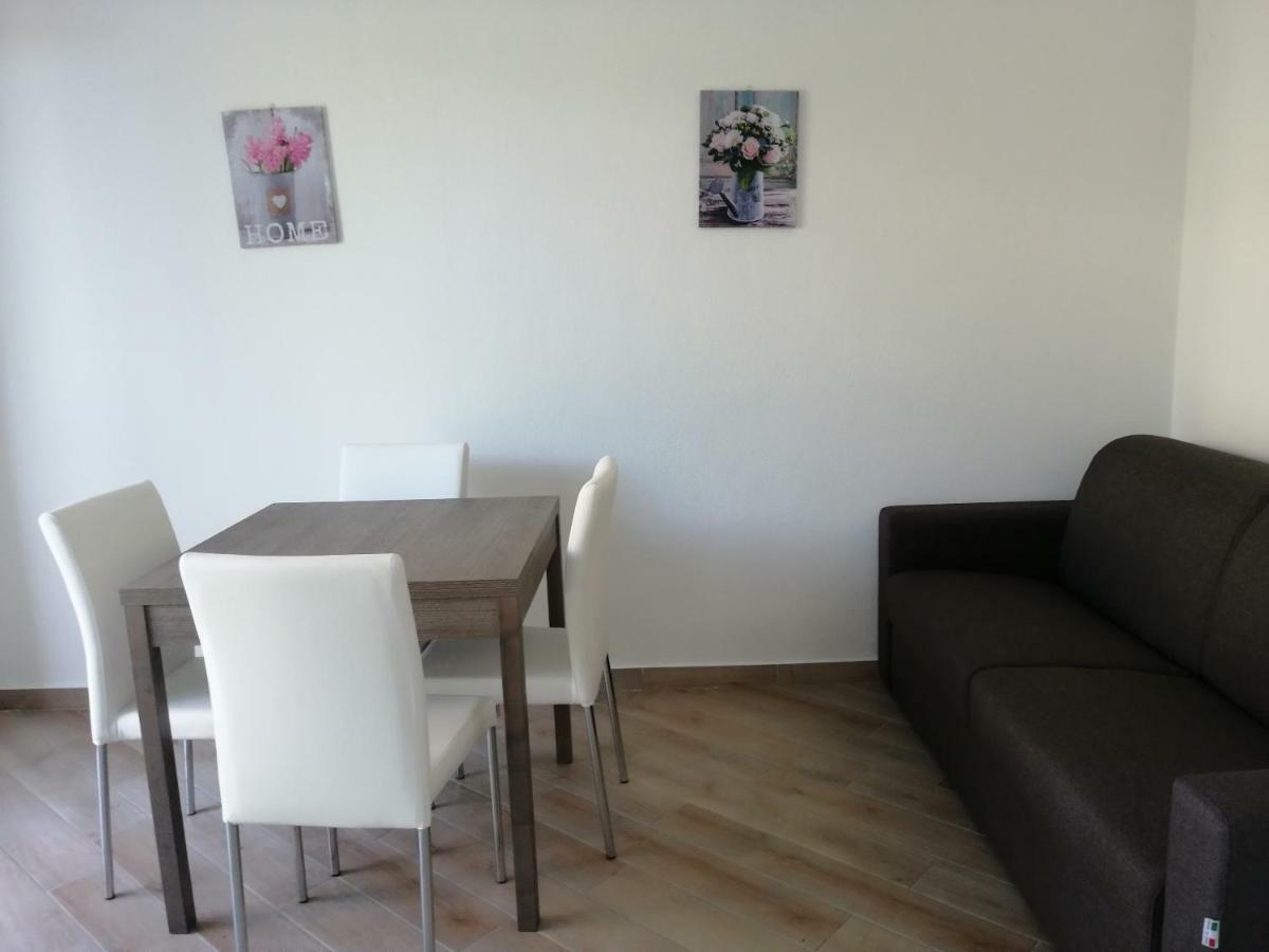 Appartamenti Mareblu Badesi Dış mekan fotoğraf